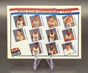 1992 NBA Hoops 1992 USA Basketball Team #62 Michael Jordan Magic Johnson